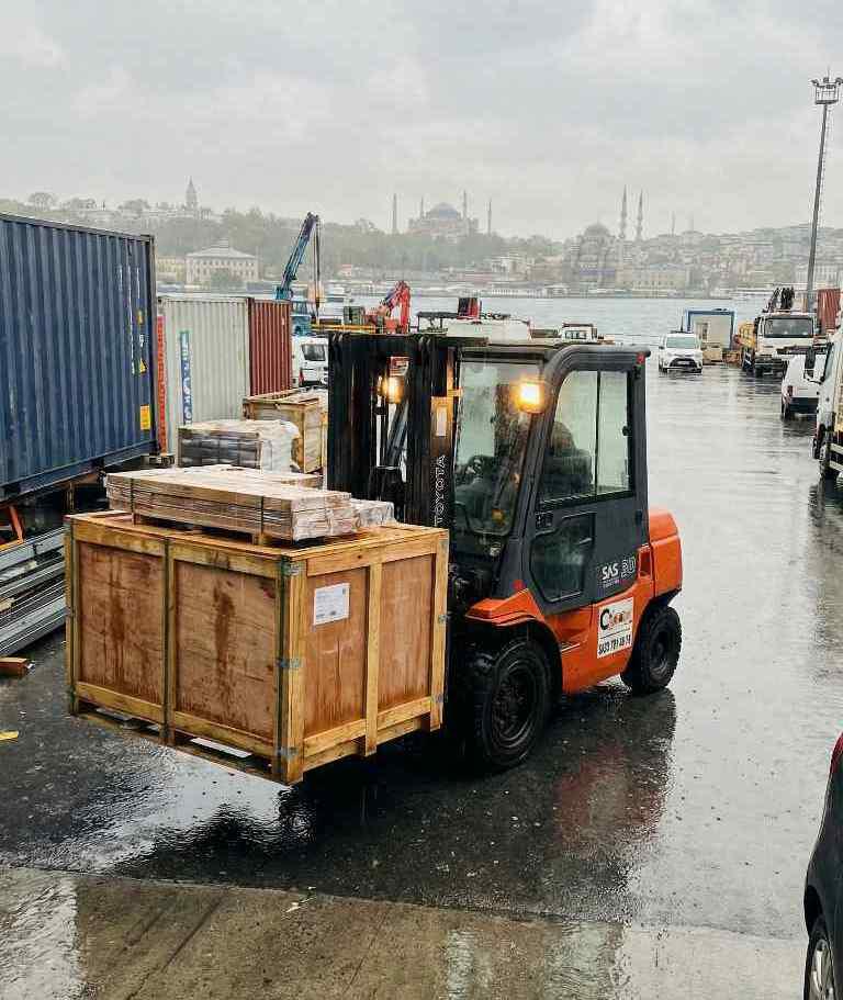 Profesyonel Yeşilyurt kiralık forklift hizmetleri